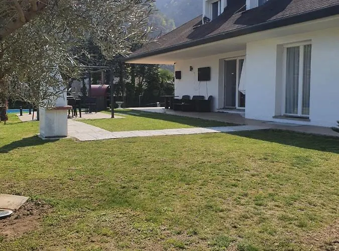 Mariel Maggiore Πανσιόν